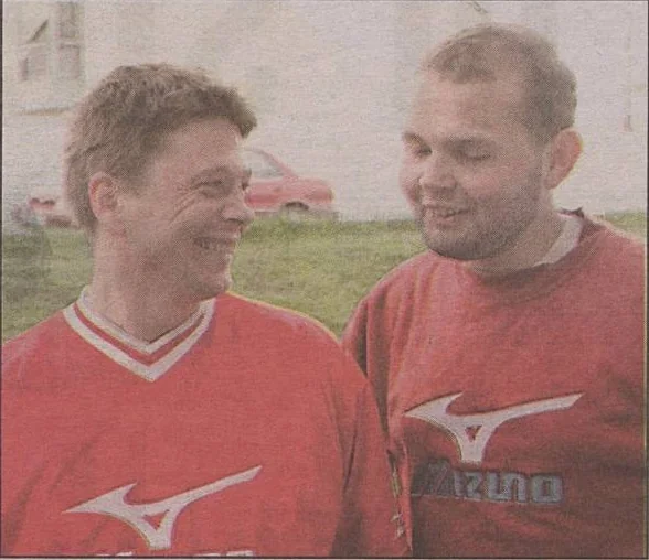 Eiríkur Bergmann til vinstri og Karl Pétur Jónsson á blaðamynd frá 1998